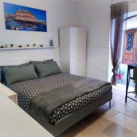 Casa Nuccia Apartment Bari Bagian luar foto