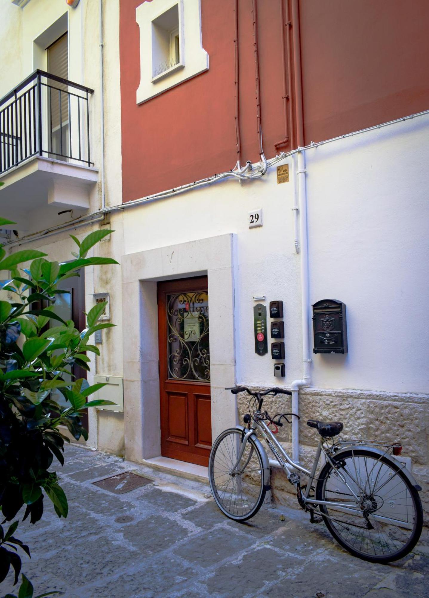 Casa Nuccia Apartment Bari Bagian luar foto